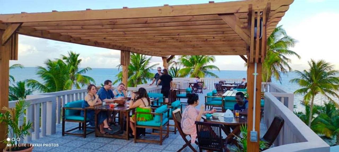 La Isla Resort Caye Caulker Bagian luar foto